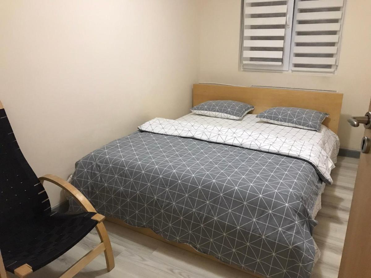Boulevard Apartment