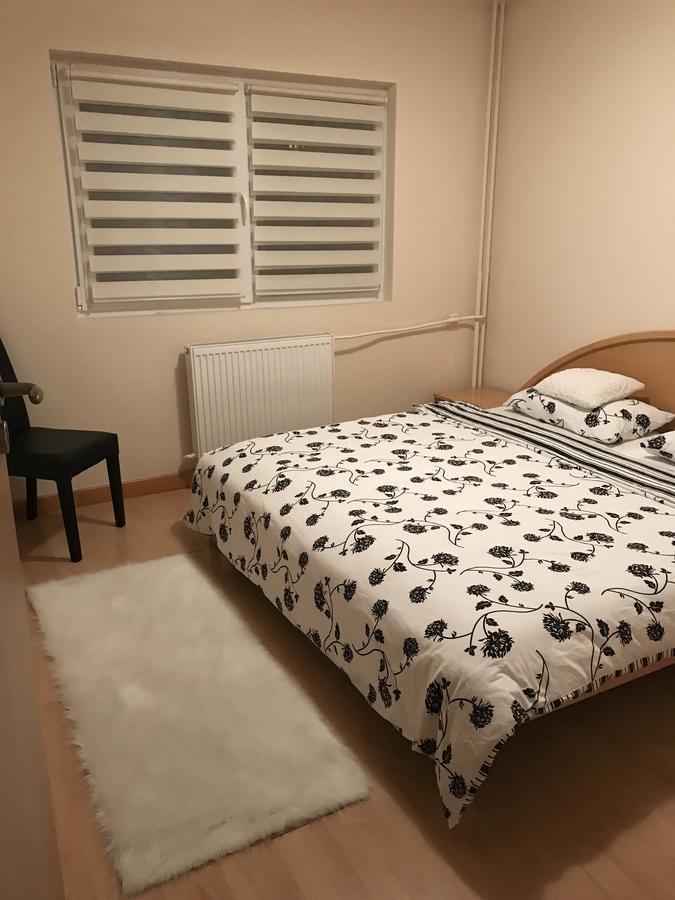 Boulevard Apartment *